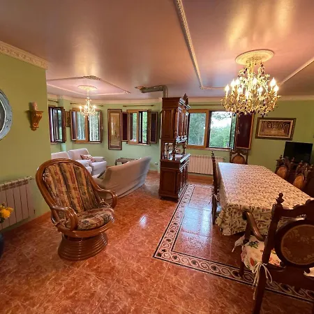 Сasa de vacaciones Impresionante Casa Con Parcela En La Naturaleza *