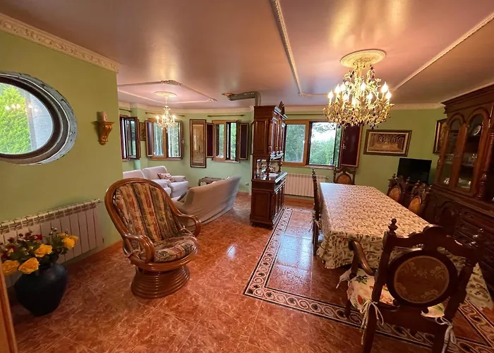 Сasa de vacaciones Impresionante Casa Con Parcela En La Naturaleza *